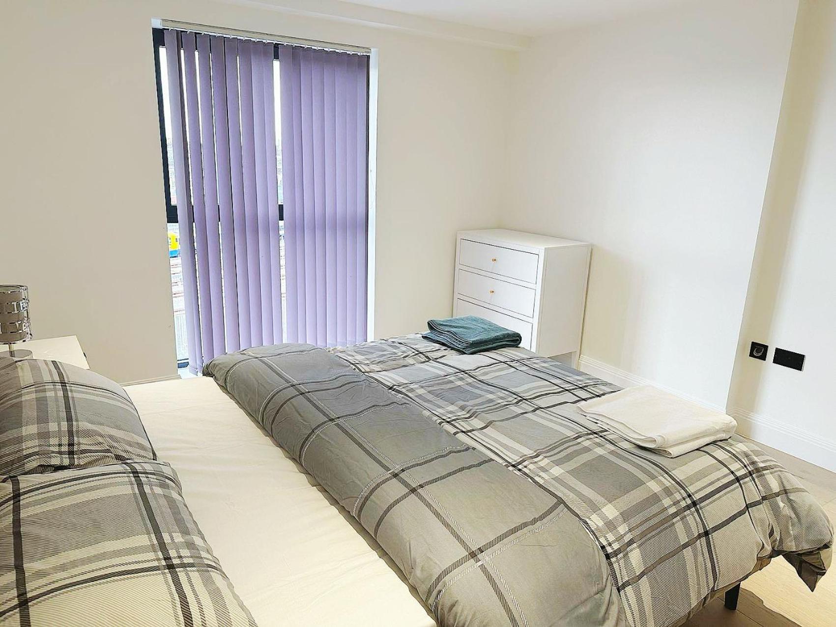 Apartamento Luxury Modern Flat Near Center Londres Exterior foto