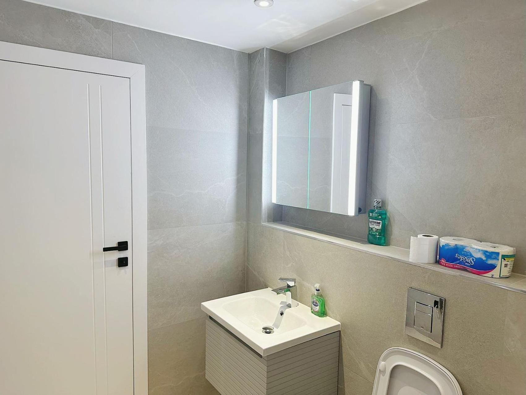 Apartamento Luxury Modern Flat Near Center Londres Exterior foto